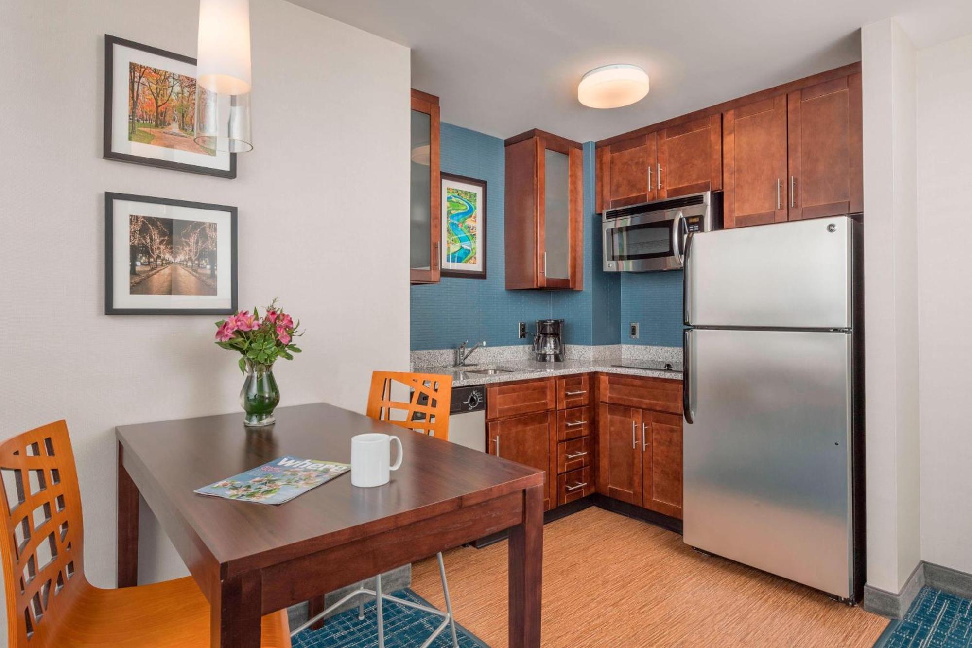 Residence Inn By Marriott Boston Back Bay/Fenway Esterno foto